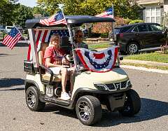 16: GolfCartParade-16