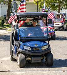 5: GolfCartParade-5
