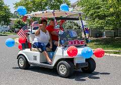 37: golfCartParade-11