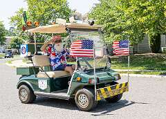 215: golfCartParade-36