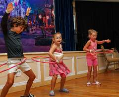 111: Family Palooza-5289